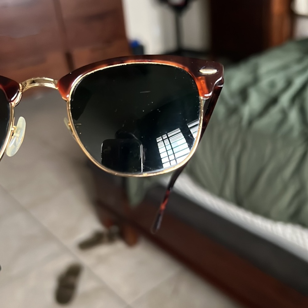 Authentic Ray-Ban sunglasses - Picture 2 of 3